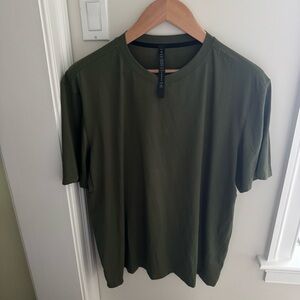 lululemon athletica Green Short Sleeve Tee